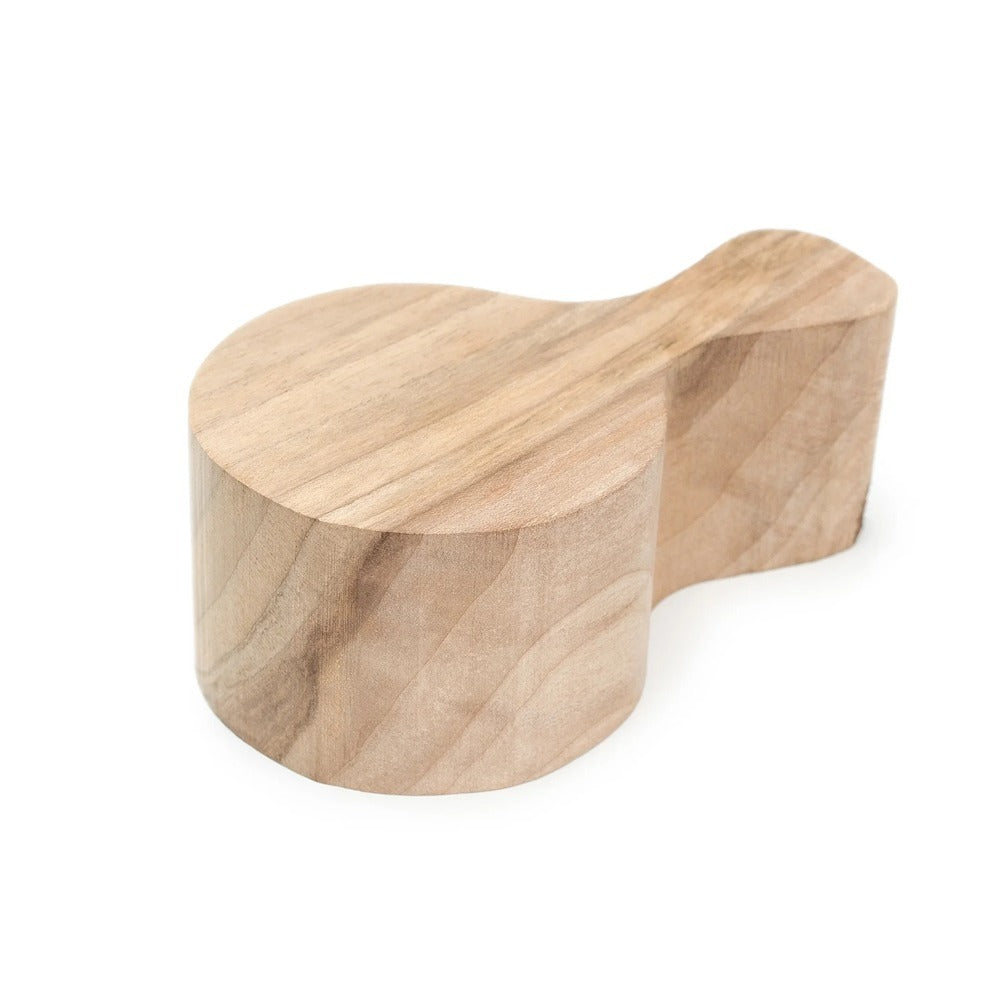 Beaver Craft Kuska Carving Blank, Walnut Wood, 150 x 85 x 50mm