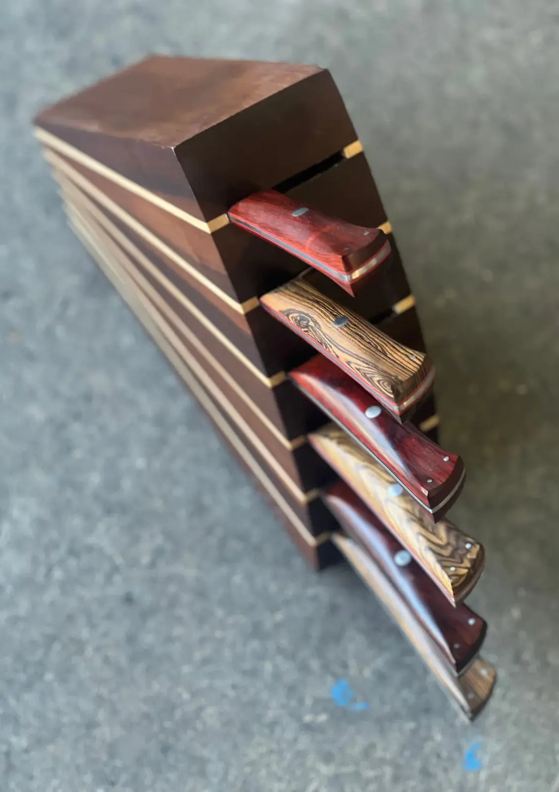 Fan Rack | "Dark" Knife Rack