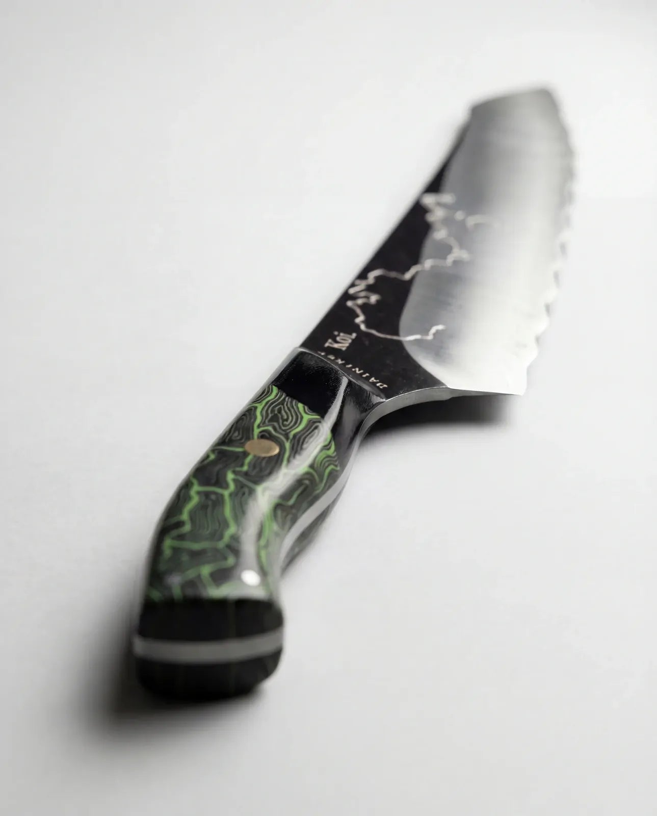 The Daintree River Knife | Serrated Knife